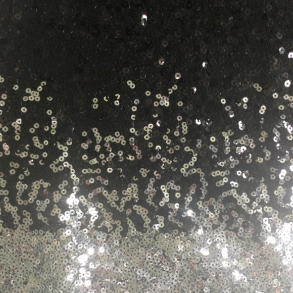 Sequence Tank Top - Picture 2 of 4